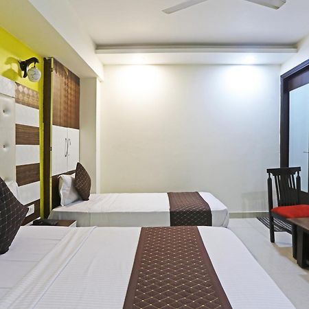 Hotel Star Inn-Near Delhi Airport New Delhi Extérieur photo